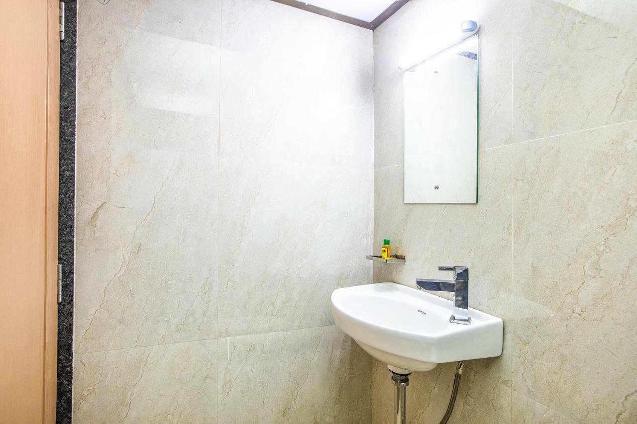 Fabexpress Silver Lake - Nr Bkc Mumbai Exterior photo