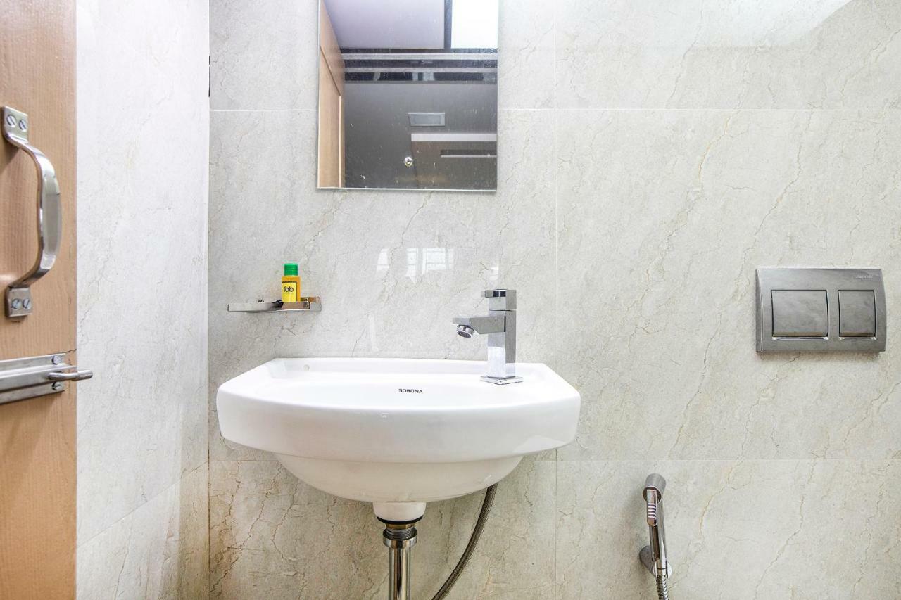 Fabexpress Silver Lake - Nr Bkc Mumbai Exterior photo